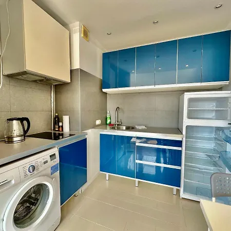 Copernic Metro Wifi 85'tv Netflix Disney+ Hbo Apartment Warsaw