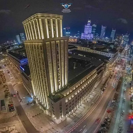 Copernic Metro Wifi 85'tv Netflix Disney+ Hbo Warszawa