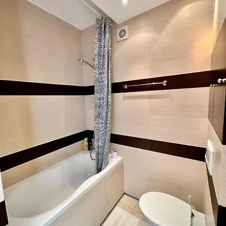 Apartment Copernic Metro Wifi 85'tv Netflix Disney+ Hbo