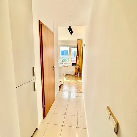 Copernic Metro Wifi 85'tv Netflix Disney+ Hbo Apartment