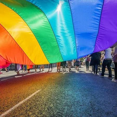 Copernic Metro Wifi 85'tv Netflix Disney+ Hbo Apartament *