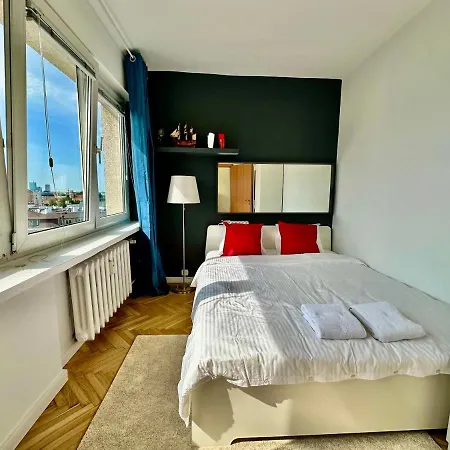 Copernic Metro Wifi 85'tv Netflix Disney+ Hbo Varşova